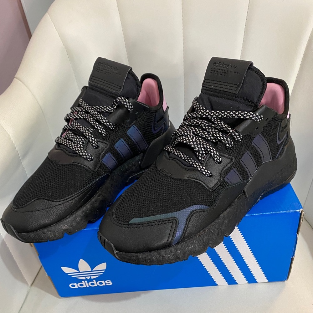 Women’s Adidas shoes